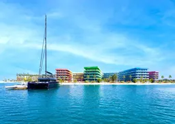 Côte d'Azur Resort - Monaco في جزر العالم: واجهات زجاجية واسعة — صورة 12