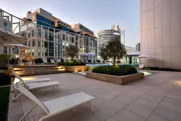 The Pad in Business Bay: landscaped gardens — image 8