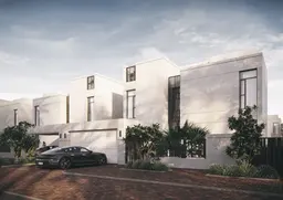 Sunrise Living in Jumeirah Park: sports courts — image 3