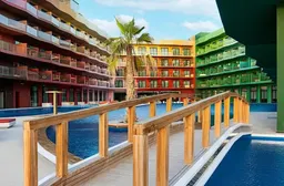 Côte d'Azur Resort - Monaco في جزر العالم: واجهات زجاجية واسعة — صورة 2