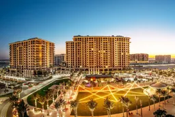 Parkside Rawda Apartments in Town Square: cinema amenities — image 2