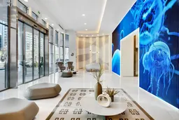 The Pad in Business Bay: landscaped gardens — image 5