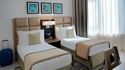 Capital Bay in Business Bay: natural finishes — image 6
