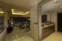 Damac Paramount Towers in Business Bay: cinema amenities — image 11