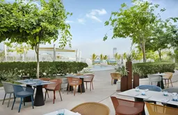 W Residences Dubai في نخلة جميرا: حدائق منسّقة — صورة 8