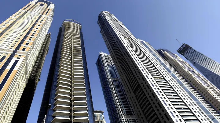 خاصية ناطحة سحاب مارينا مع الترفيه الداخلي والخارجي — صورة 2