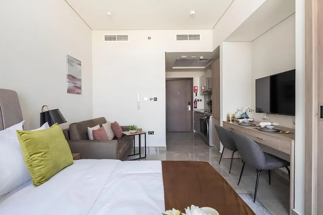 Majestique Residence 2 in Dubai South: rooftop spaces — image 5