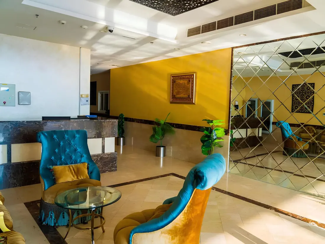 Properties at 7 Seasons — image 6