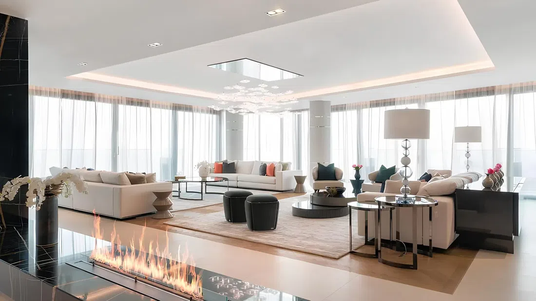 W Residences Dubai in Palm Jumeirah: landscaped gardens — image 9
