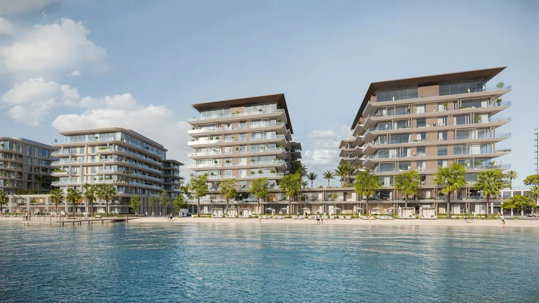 Blue Beach Residence in Hamriya West: sports courts — image 9