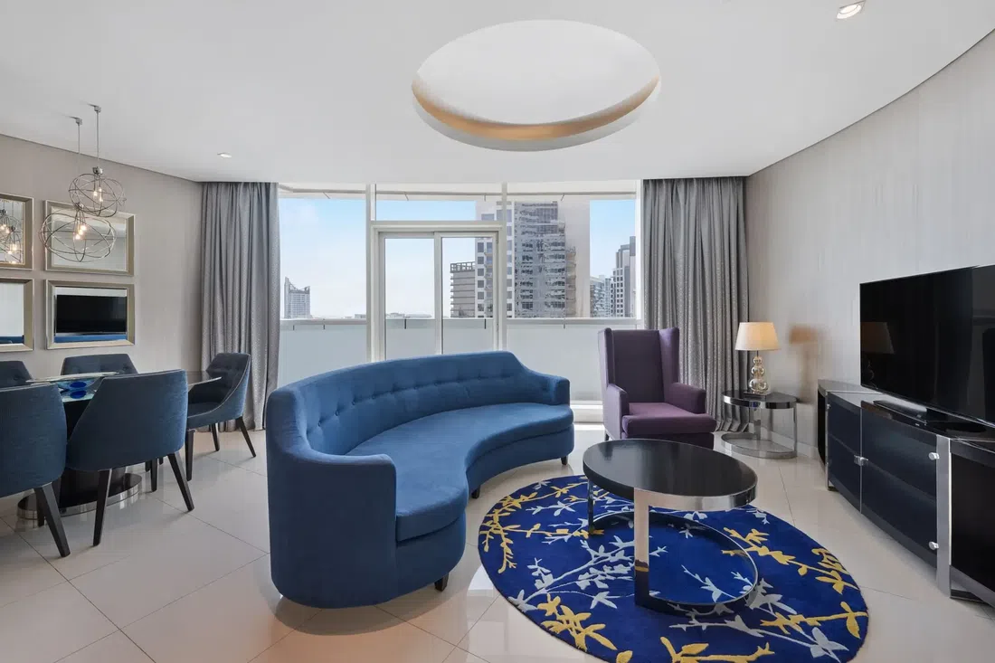 Damac Maison Distinction Hotel in Downtown Dubai: concierge service — image 3