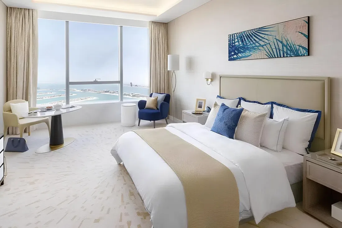 The Palm Tower in Palm Jumeirah: concierge service — image 11