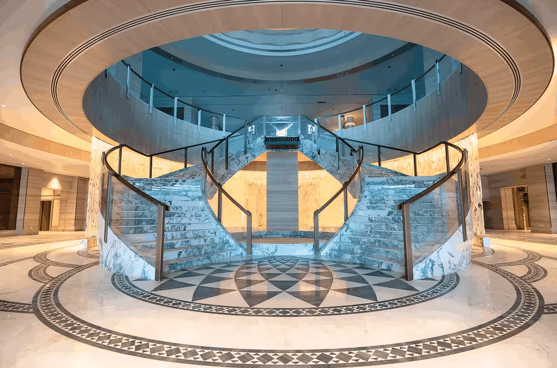 Fairmont Marina Residences in Al Kasir: concierge service — image 3