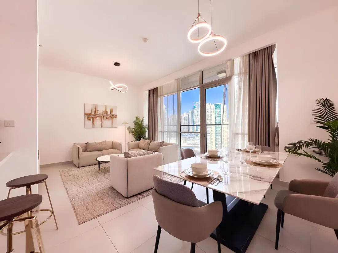 Vezul Residence in Business Bay: concierge service — image 5