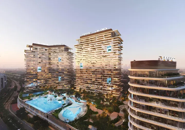 Damac District Tower A in Damac Hills: sports courts — image 3