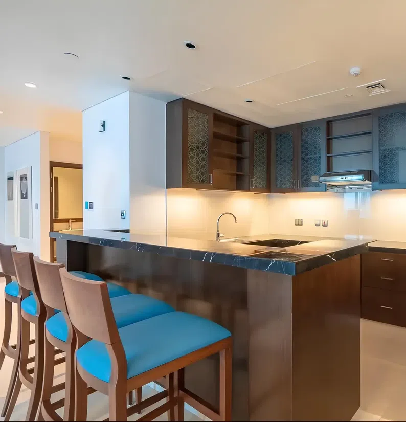 Fairmont Marina Residences in Al Kasir: concierge service — image 4