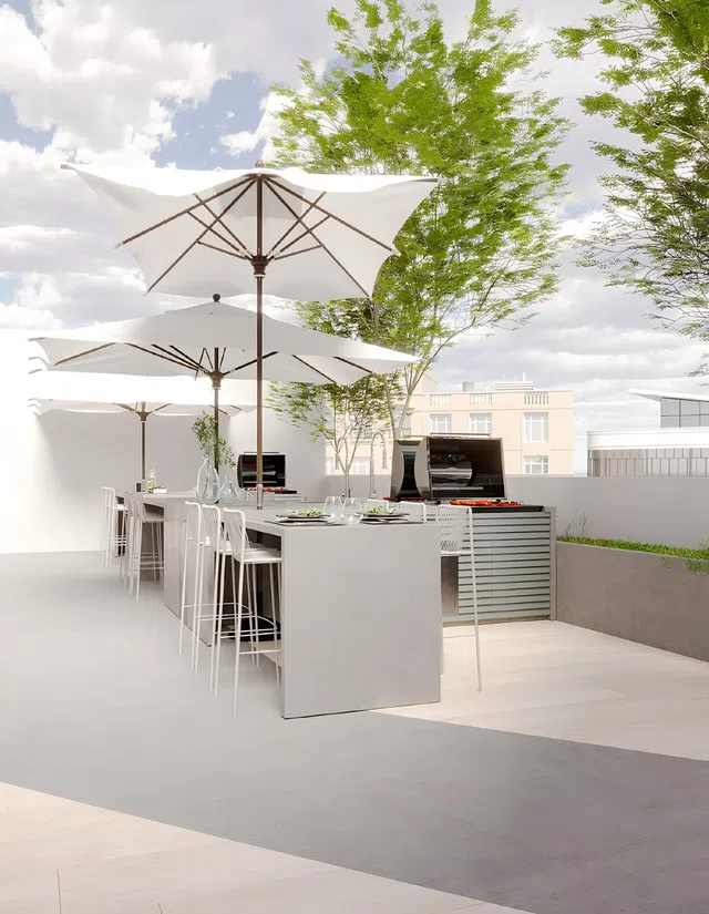 Floareá Grandé in Arjan: sports courts — image 6