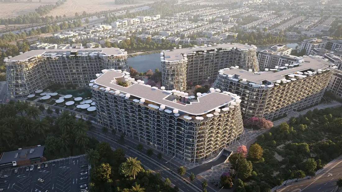 Sakura Gardens in Wadi Al Safa 2: expansive glazing — image 9