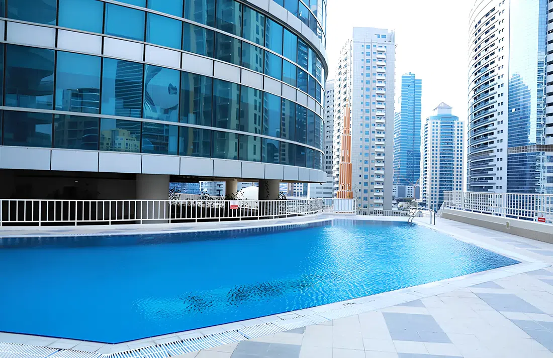 Smart Heights in Al Barsha: sculpted architecture — image 9
