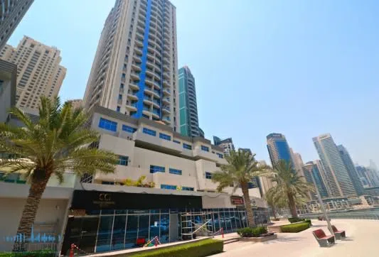 Marina Wharf in Jumeirah Beach Residence: concierge service — image 3