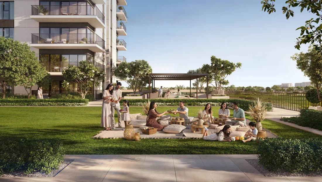 Golf Vale in Emaar South: sports courts — image 5