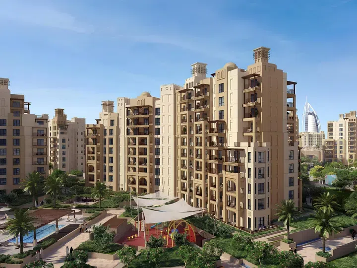 Al Jazi in Madinat Jumeirah Living: landscaped gardens — image 2