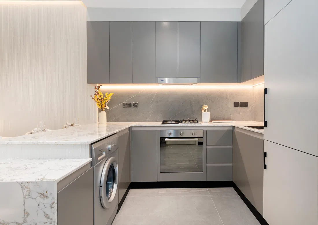 Vivanti Residences in JVC: landscaped gardens — image 7
