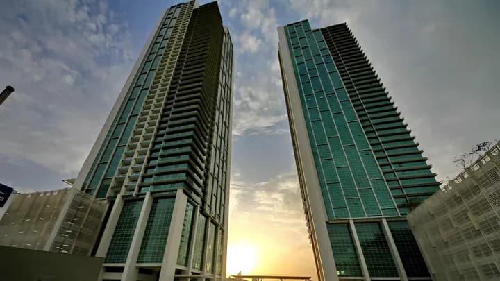 MISMAK "Ocean Terrace"